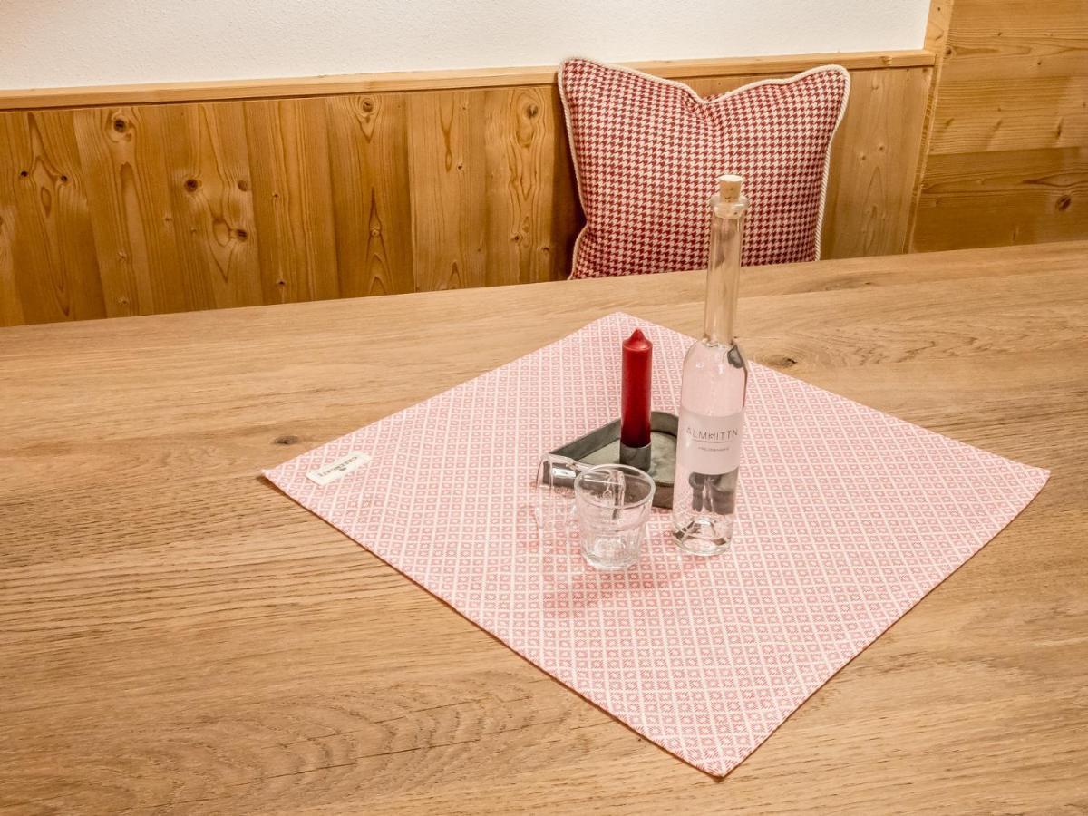 Almhittn - Luxus Appartements Finkenberg Esterno foto