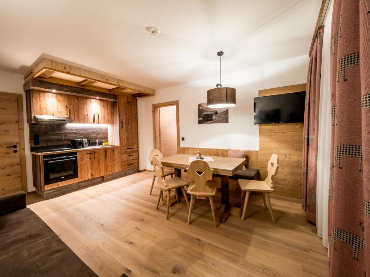 Almhittn - Luxus Appartements Finkenberg Esterno foto