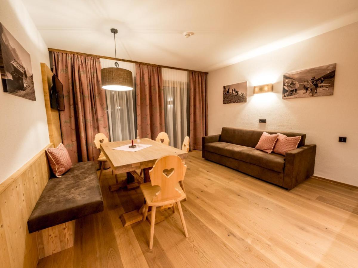 Almhittn - Luxus Appartements Finkenberg Esterno foto